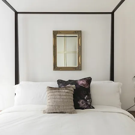 Lovely 3br In Trevi By Sonder Rome