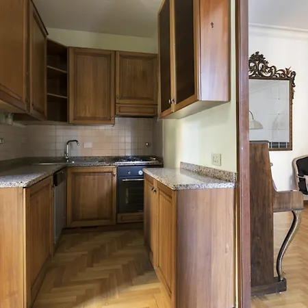 Lovely 3br In Trevi By Sonder Rome