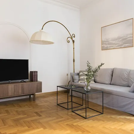 Lovely 3br In Trevi By Sonder Apartment *